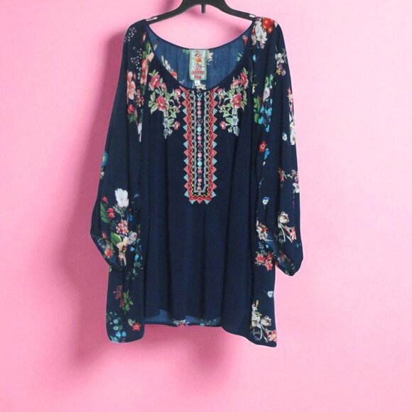Johnny Was XL Navy Blue Floral Embroidered Tunic Top - Picture 1 of 4